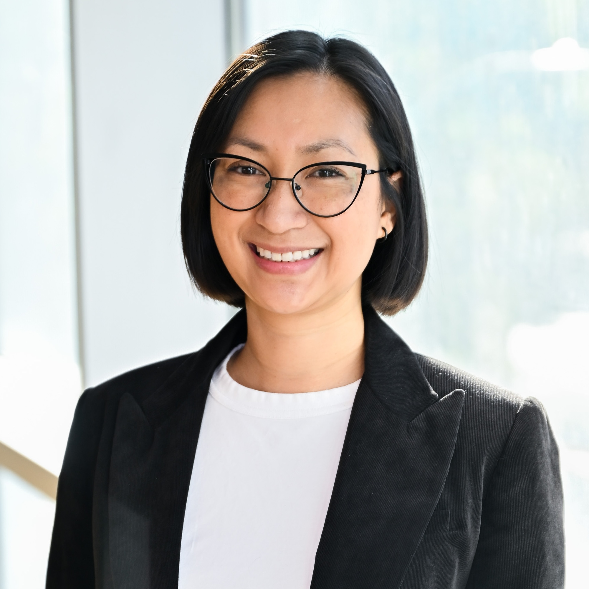 Headshot of Anne Cong Huyen